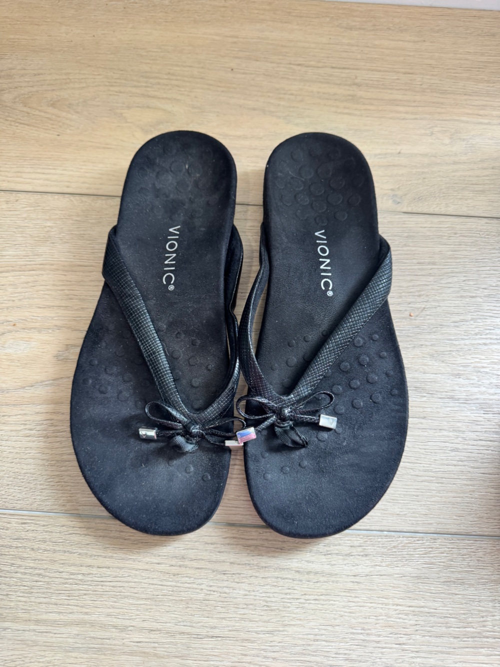 Vionic Bow Tie Thong Sandals orthopedic arch support size 10